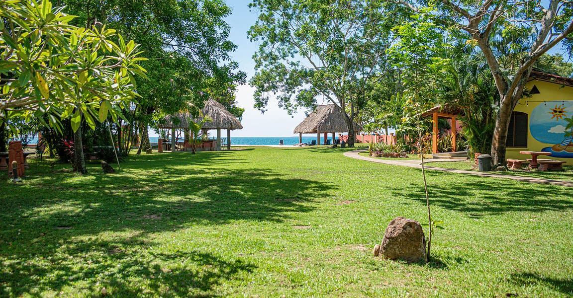 Boutique Beachfront Hotel for Sale, Trujillo, Honduras 7th Heaven