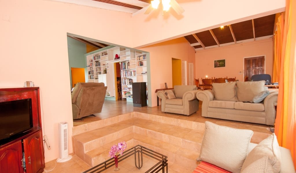 4 Bedroom Waterfront Home for Sale, Fort Jeudy, Grenada 7th Heaven