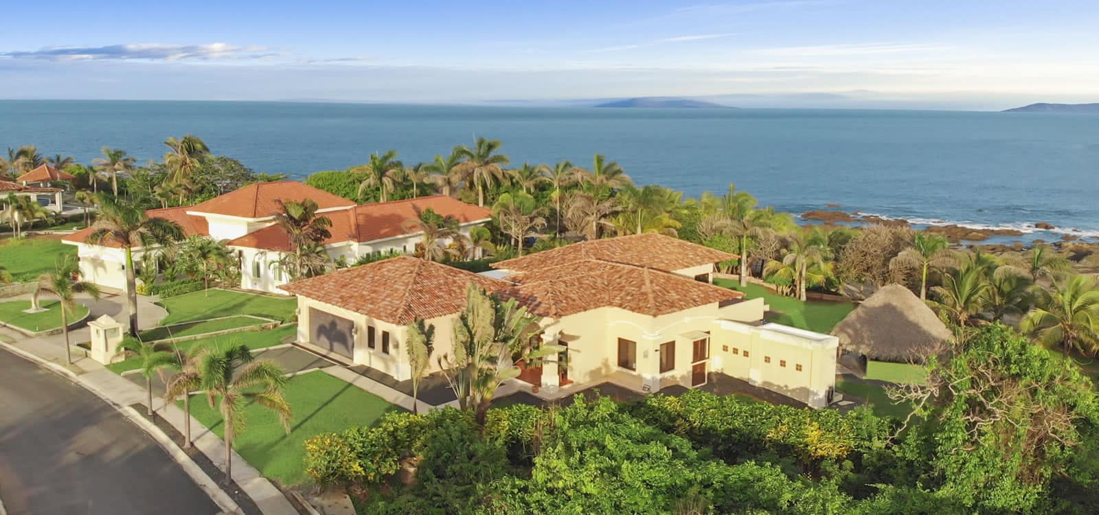 3 Bedroom Beachfront Home for Sale, Costa Pedasi, Pedasi, Panama 7th