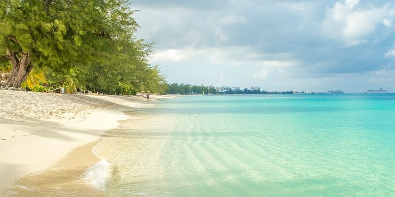 Seven Mile Beach, Grand Cayman in the Cayman Islands