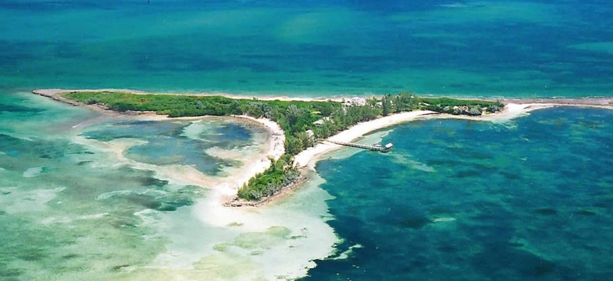 Private island for sale with 5 properties in Abaco, Bahamas