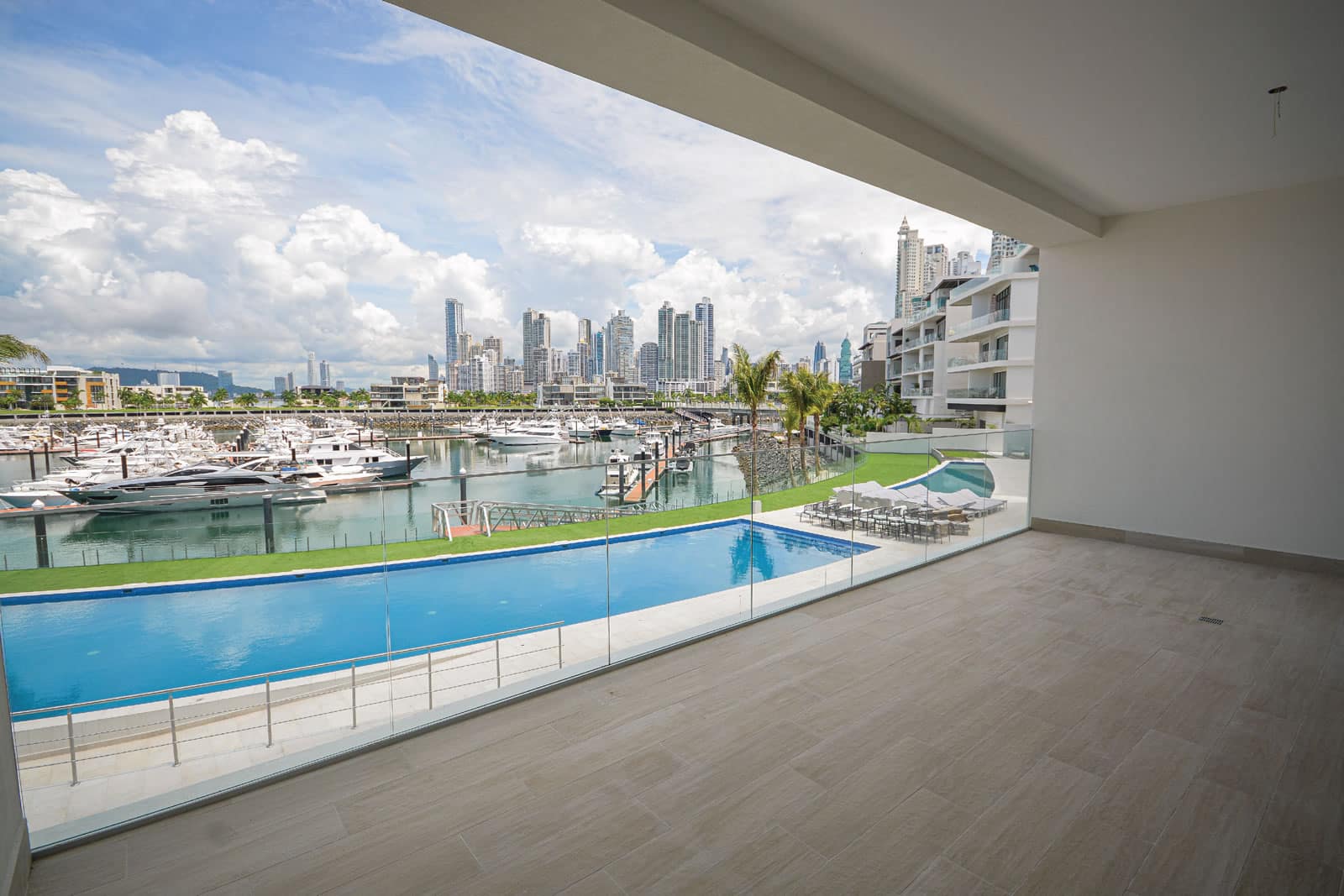 3 Bedroom Penthouse Apartments for Sale, Beach Club Residences, Ocean