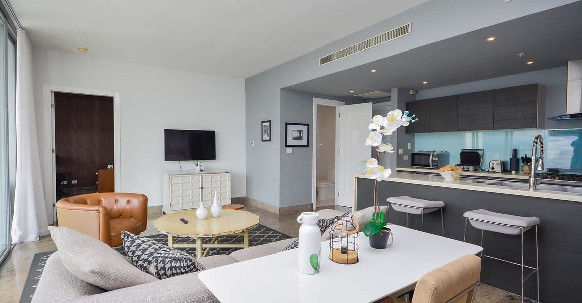 Image showcasing Contemporary 147 M2 Penthouse In Flic En Flac - JamesEdition