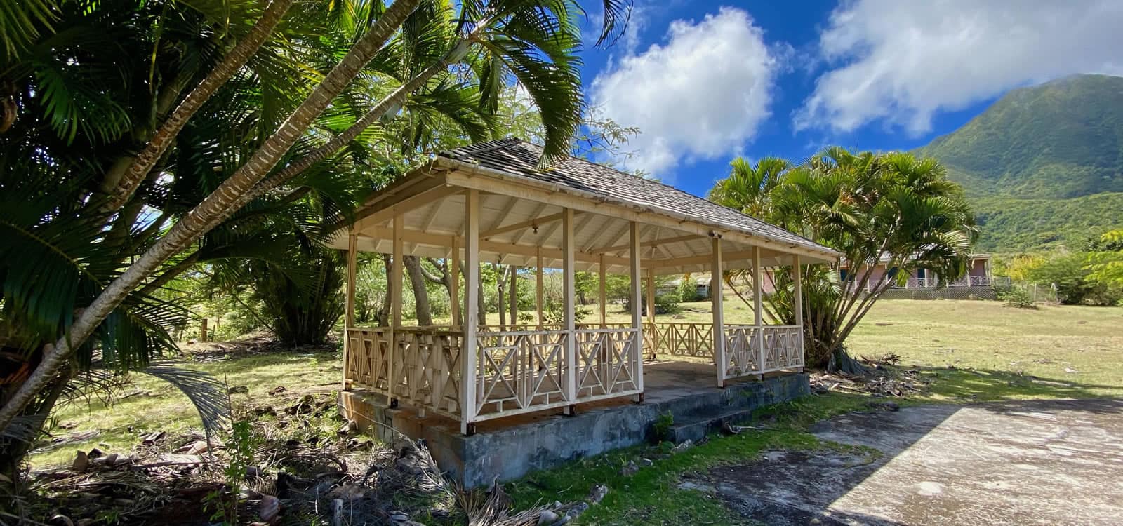 13Suite Historic Hotel for Sale, Gingerland, Nevis 7th Heaven Properties