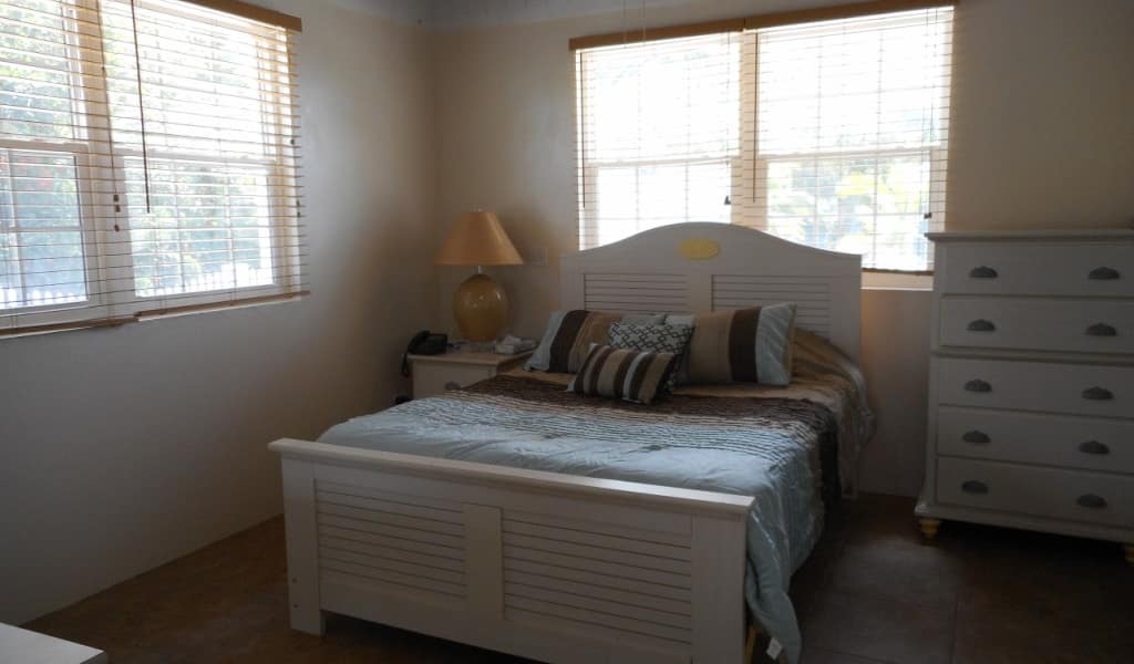 2 Bedroom Beachfront Home for Sale, Spanish Wells, Eleuthera, Bahamas