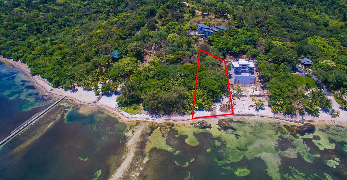 0.67 Acres of Beachfront Land for Sale, Palmetto Point, Roatan 7th