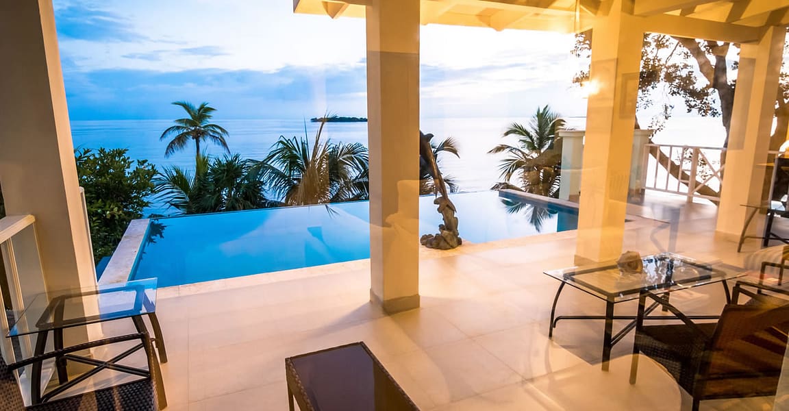 3 Bedroom Beachfront Home for Sale, Guanaja, Bay Islands 7th Heaven