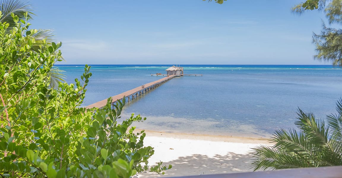 5 Bedroom Beachfront Home for Sale, Sandy Bay, Roatan 7th Heaven