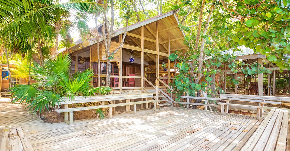 Waterfront Dive Resort for Sale, Half Moon Bay, Roatan 7th Heaven