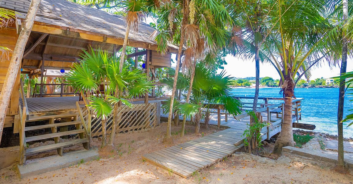 Waterfront Dive Resort for Sale, Half Moon Bay, Roatan 7th Heaven