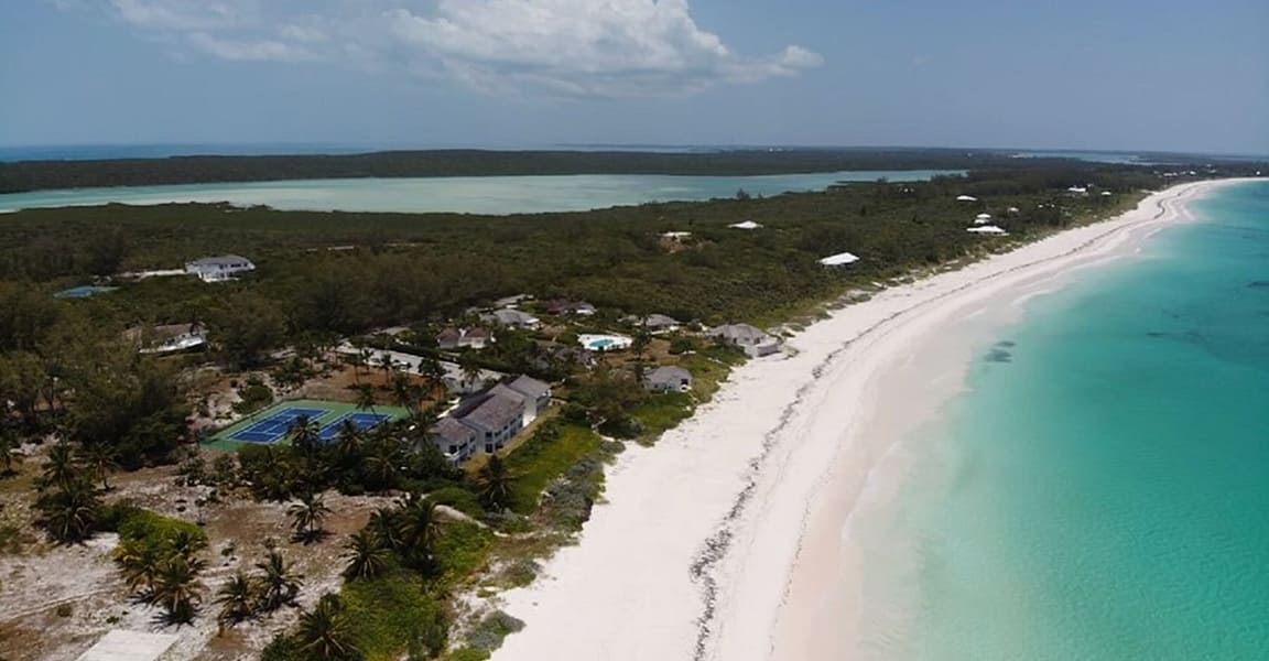 2 Bedroom Beachfront Apartment for Sale, Windermere Island, Eleuthera