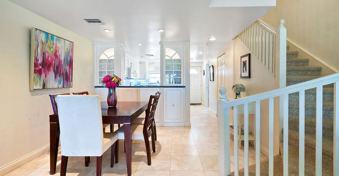 3 Bedroom Townhouse for Sale, Windsor Village, South Sound, Grand