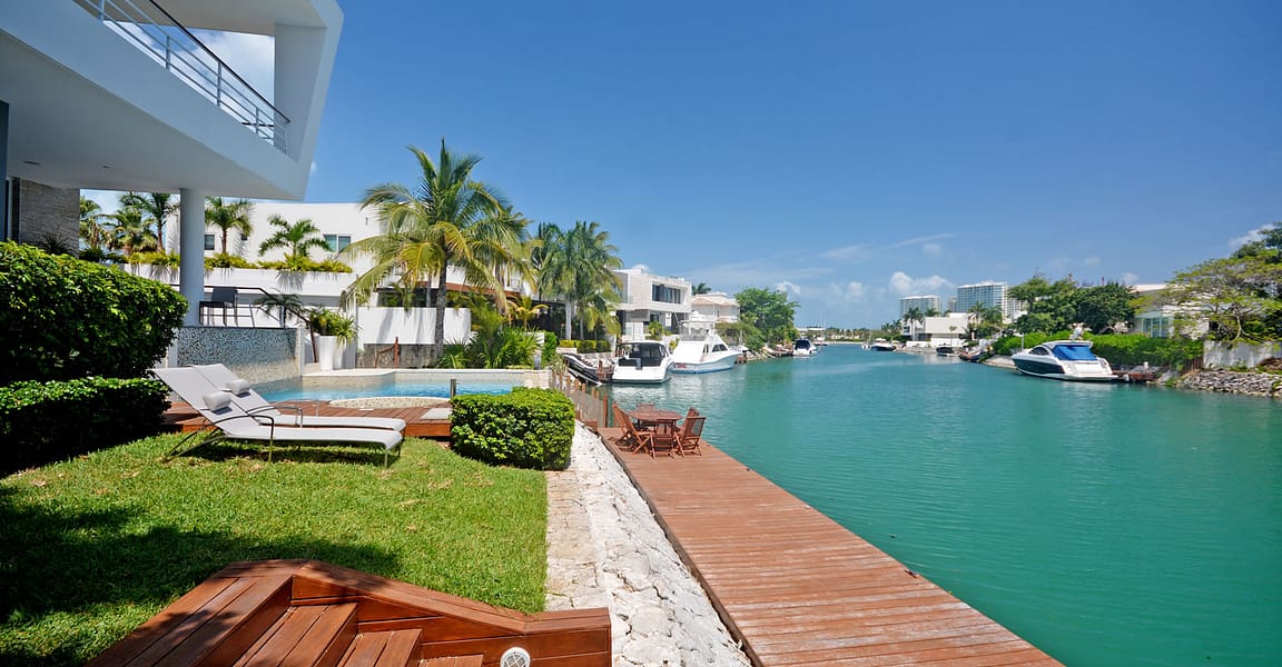 vacation homes for sale in cancun mexico