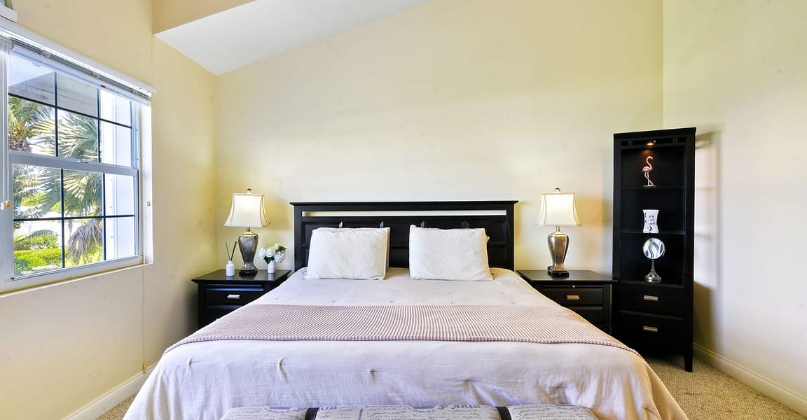 3 Bedroom Townhouse for Sale, Windsor Village, South Sound, Grand