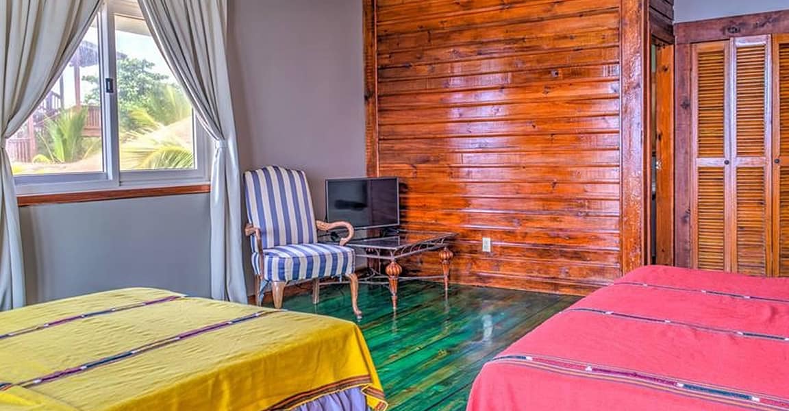 23 Bedroom Waterfront Dive Resort for Sale, West End, Roatan 7th