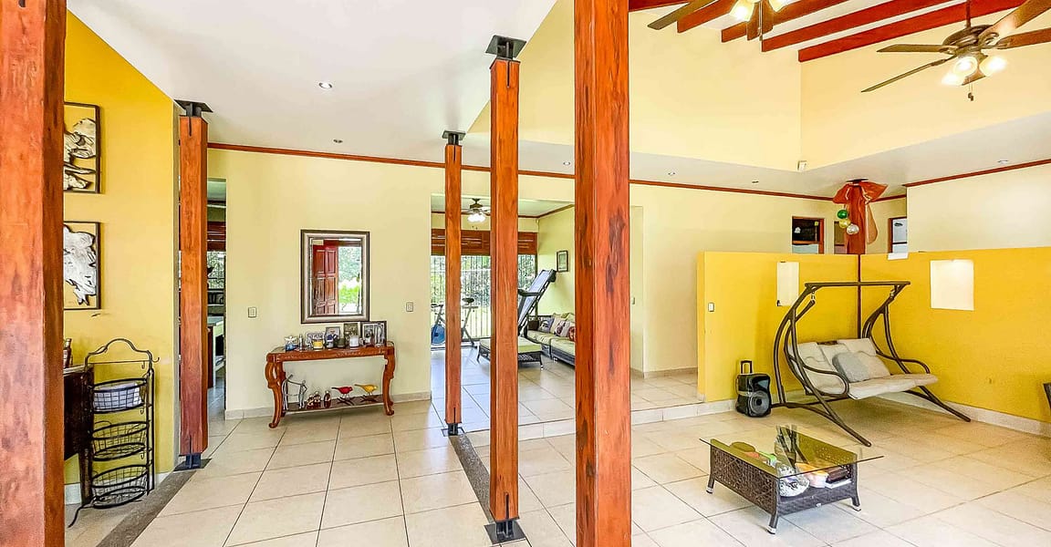 4 Bedroom House for Sale, Naranjito, Manuel Antonio, Puntarenas, Costa Rica 7th Heaven Properties