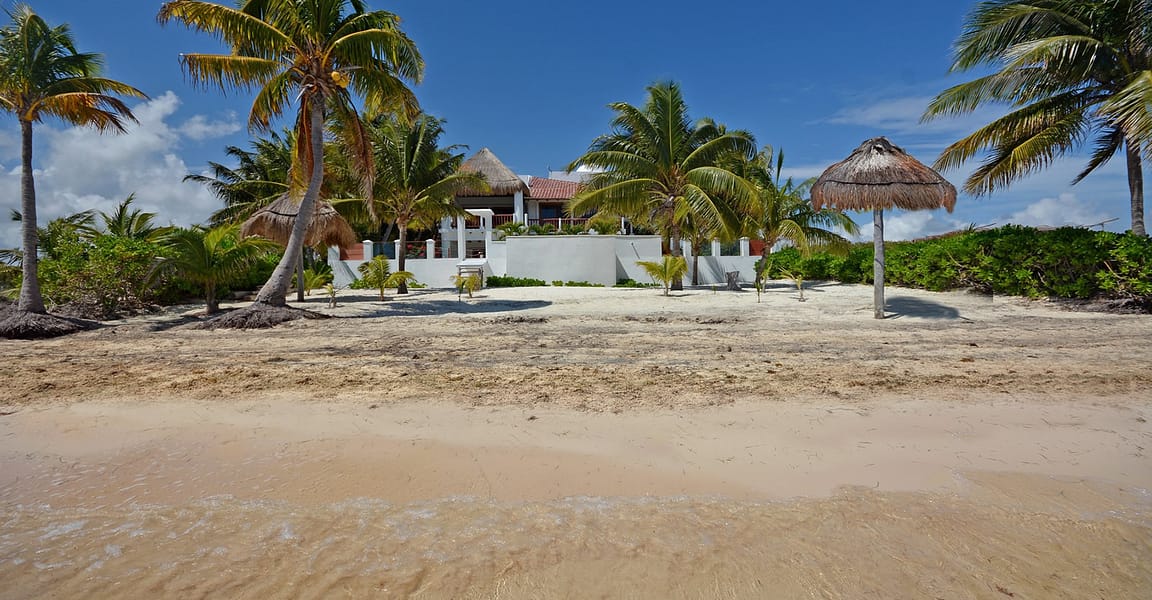 4 Bedroom Beach House for Sale, Bahia Petempich, Cancun, Mexico 7th