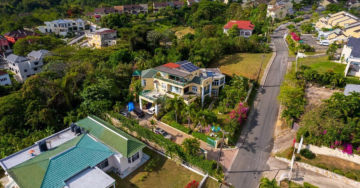 7 Bedroom House for Sale, Farringdon Heights, Kingston, Jamaica 7th