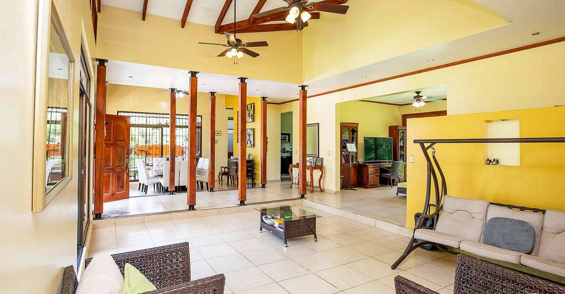 4 Bedroom House for Sale, Naranjito, Manuel Antonio, Puntarenas, Costa Rica 7th Heaven Properties
