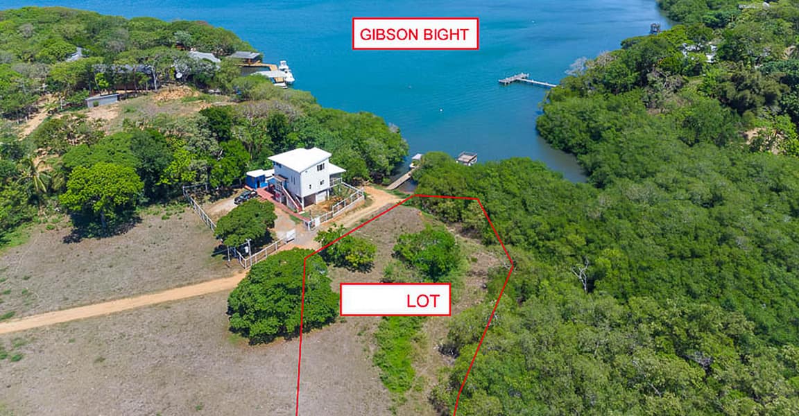 0.5 Acres of Waterfront Land for Sale, Gibson Bight, Roatan 7th