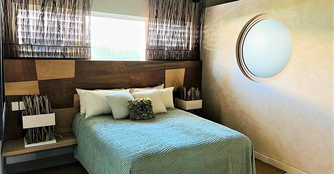 5 Bedroom Luxury Beachfront Home for Sale, South Beach, Jolly Harbour