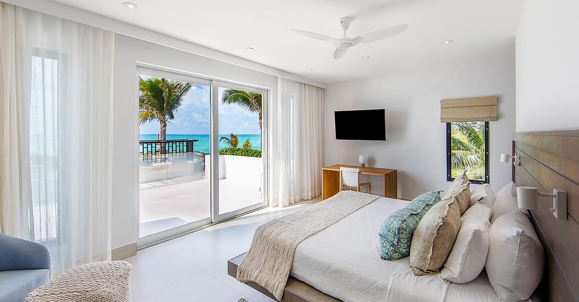 5 Bedroom Oceanfront Home for Sale, Turtle Tail Drive, Providenciales ...