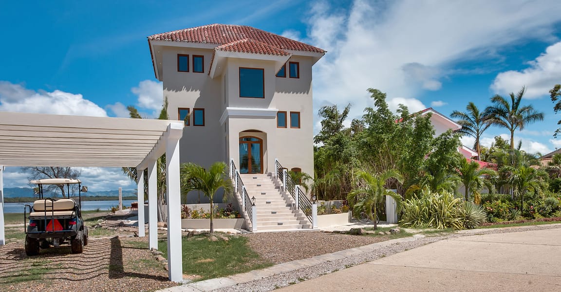 4 Bedroom Waterfront Home for Sale, Maya Beach, Placencia, Belize 7th