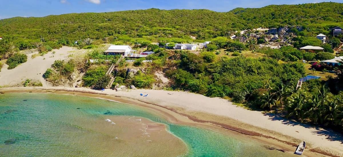 Beachfront hotel for sale in Treasure Beach, Jamaica