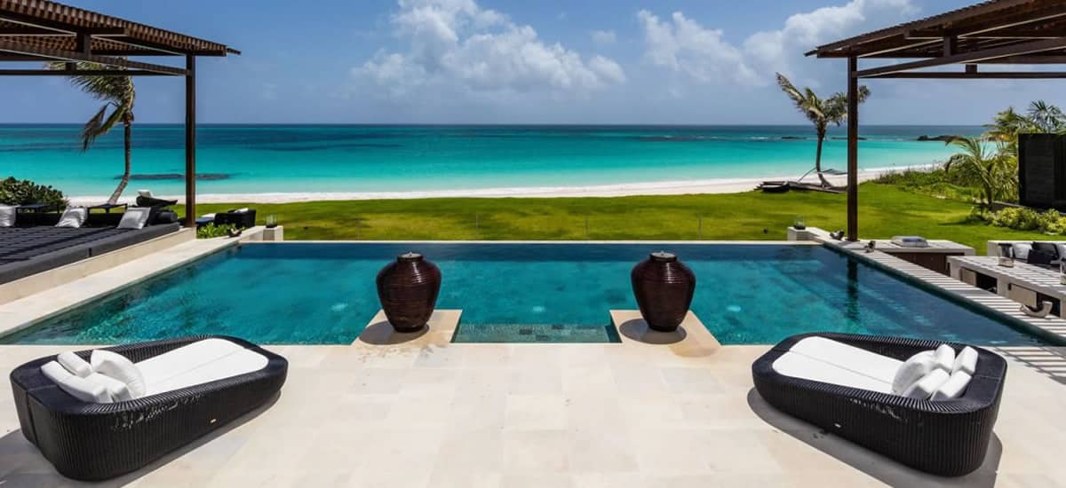 Luxury beach house for sale in Eleuthera, Bahamas