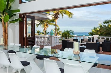 Ultra-luxury beachfront home for sale, Little Harbour, Anguilla - dining room