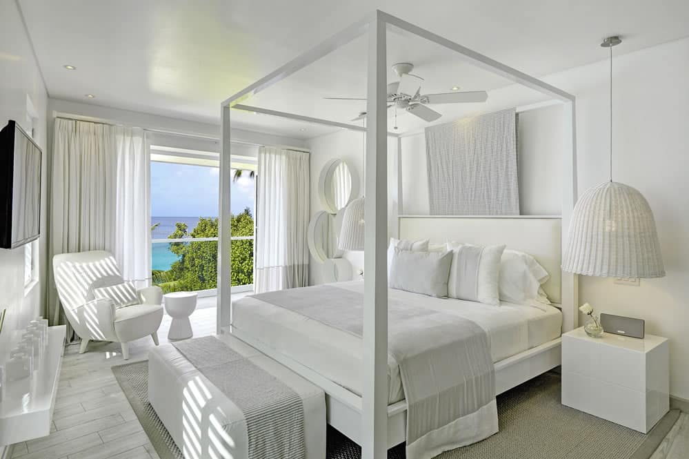 Bedroom at Footprints, Barbados, image courtesy of www.kellyhoppeninteriors.com