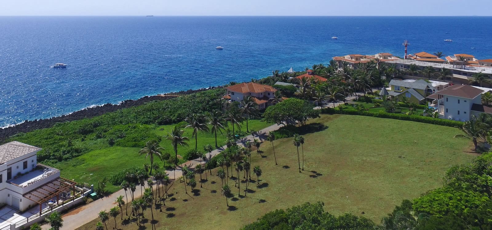 Half Acre Lot of Land for Sale, Lighthouse Estates, West Bay, Roatan