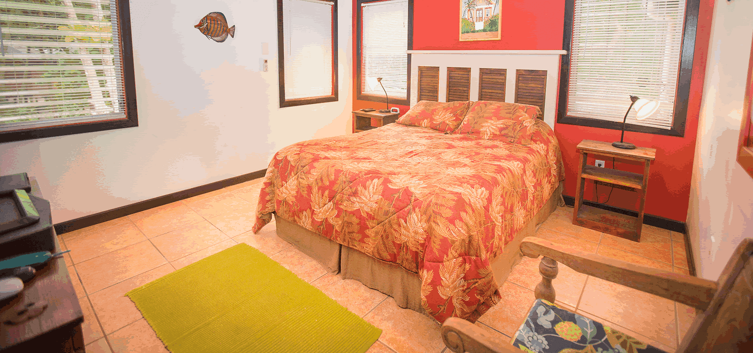 3 Bedroom Beach House for Sale, Seadancer, Roatan 7th Heaven Properties