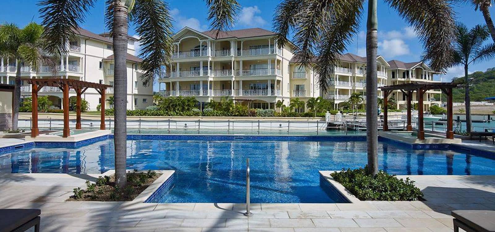 3 Bedroom Luxury Condo for Sale, Beachfront Resort near Rodney Bay, St