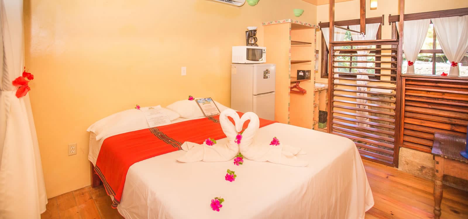 11Key Boutique Beachfront Hotel for Sale, West Bay Beach, Roatan 7th