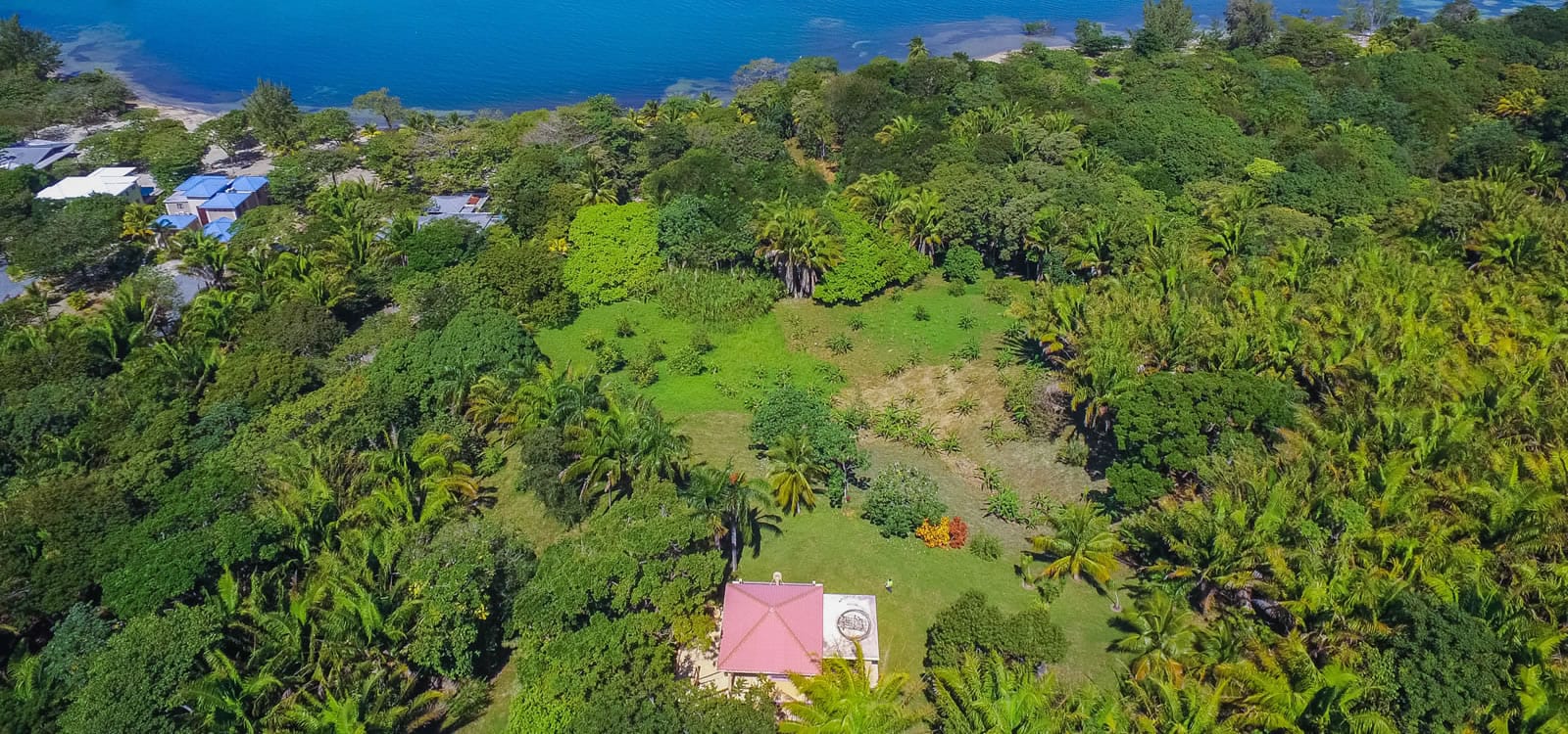 2 Bedroom Beachfront Property for Sale on 10 Acre, Palmetto Bay, Roatan