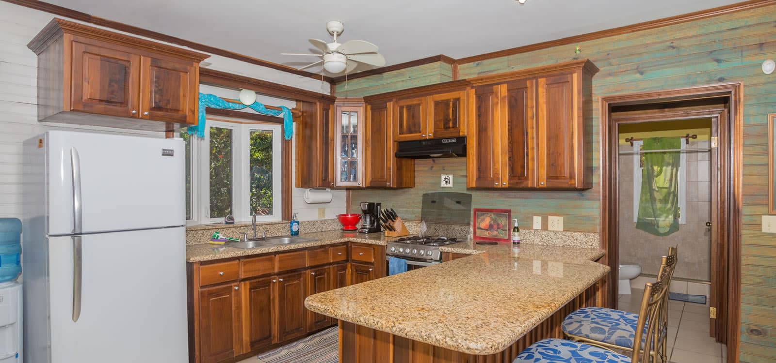 3 Bedroom Home for Sale, West End, Roatan 7th Heaven Properties