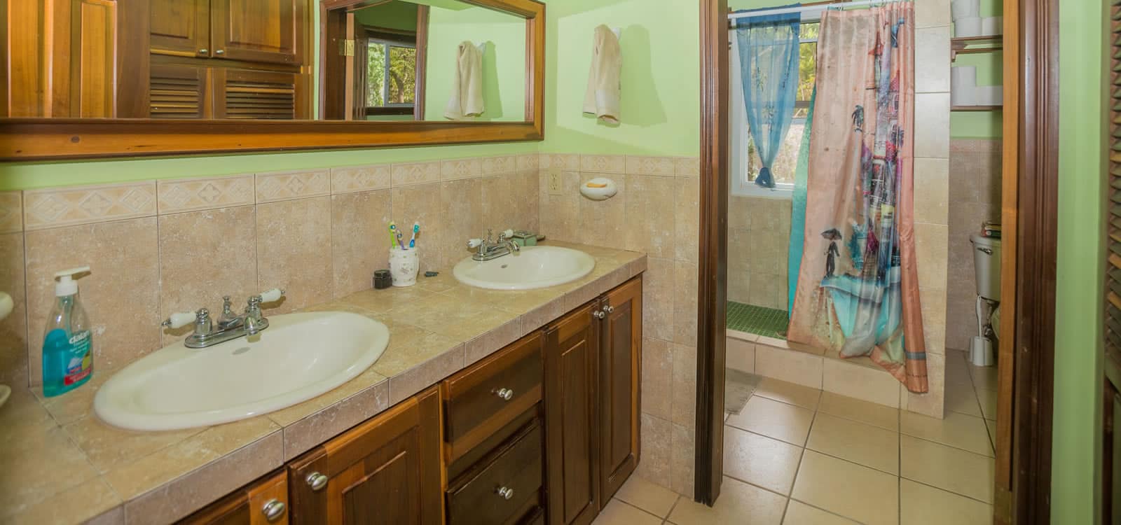 3 Bedroom Home for Sale, West End, Roatan 7th Heaven Properties