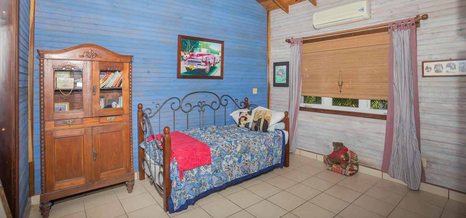 3 Bedroom Home for Sale, West End, Roatan 7th Heaven Properties