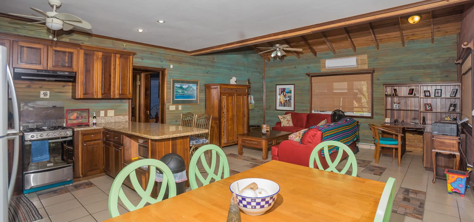 3 Bedroom Home for Sale, West End, Roatan 7th Heaven Properties