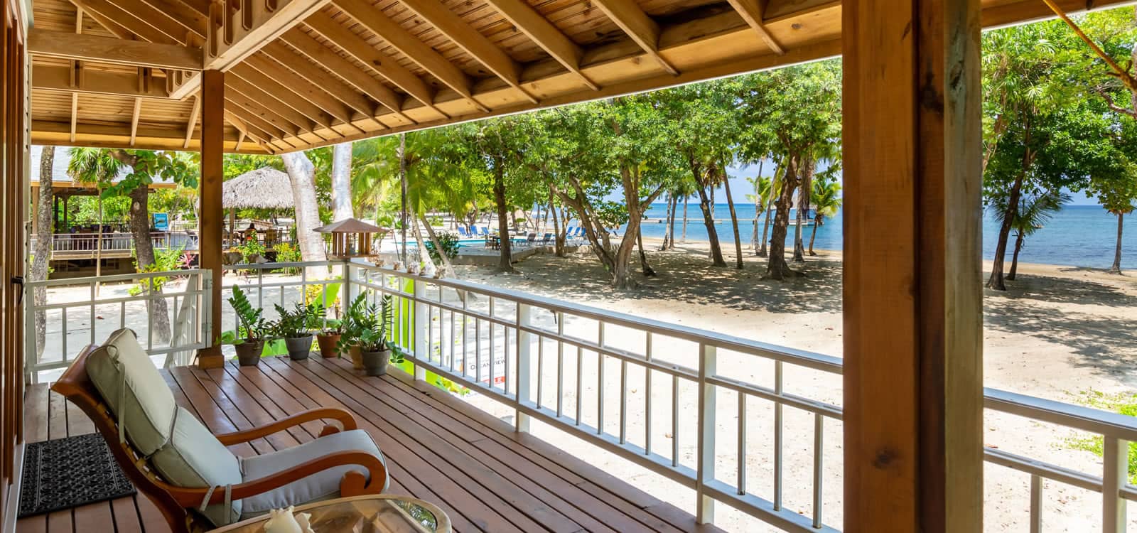 2 Bedroom Beachfront Home For Sale, Palmetto Bay, Roatan - 7th Heaven ...