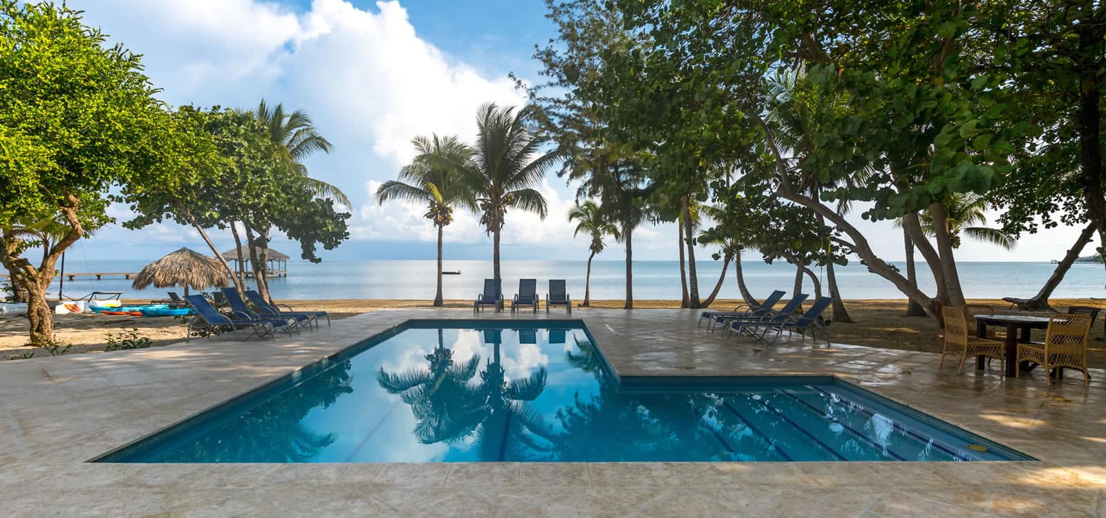 2 Bedroom Beachfront Home for Sale, Palmetto Bay, Roatan 7th Heaven