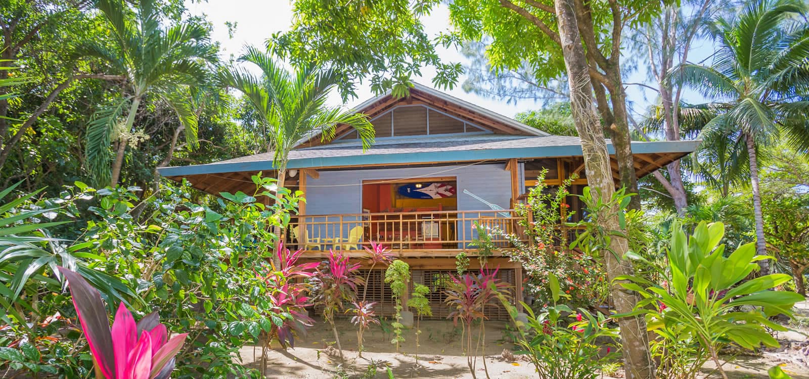3 Bedroom Beach House for Sale, Palmetto Bay, Roatan 7th Heaven Properties