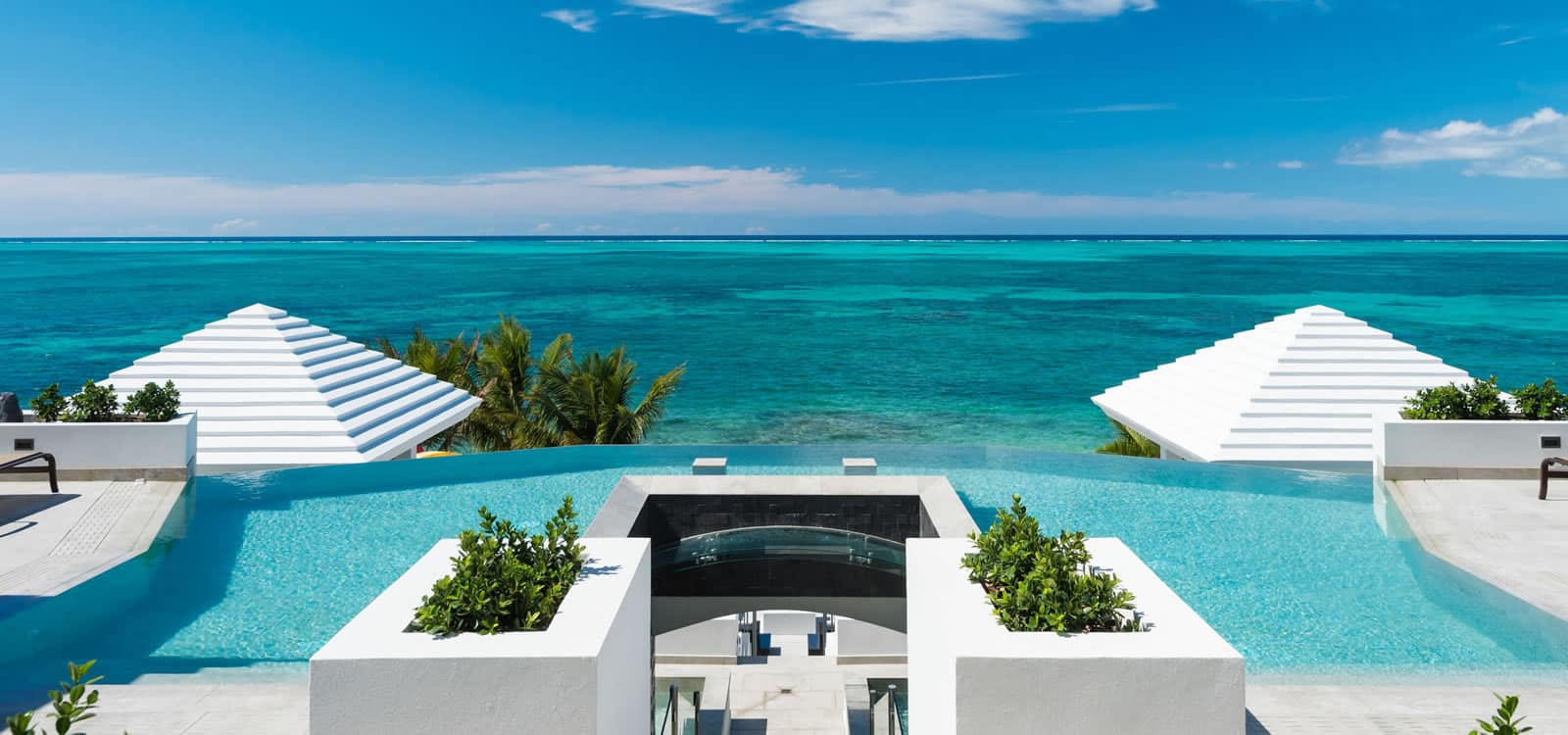 6 Bedroom Luxury Beach House for Sale, Blue Mountain, Providenciales