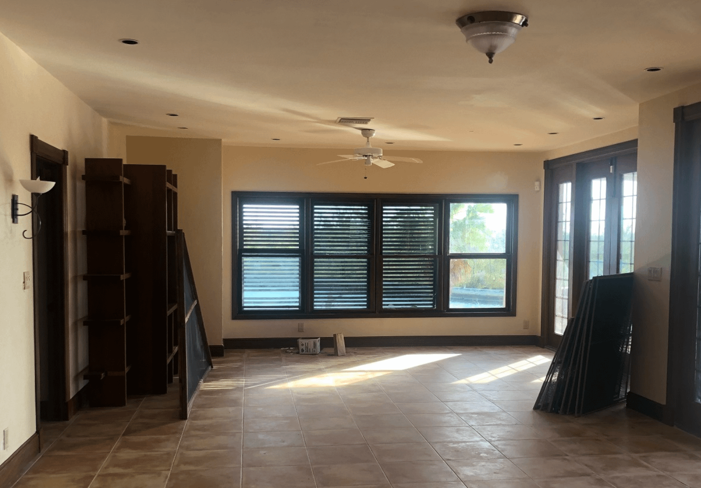 3 Bedroom CanalFront Home for Sale, Emerald Bay, Grand Bahama, Bahamas