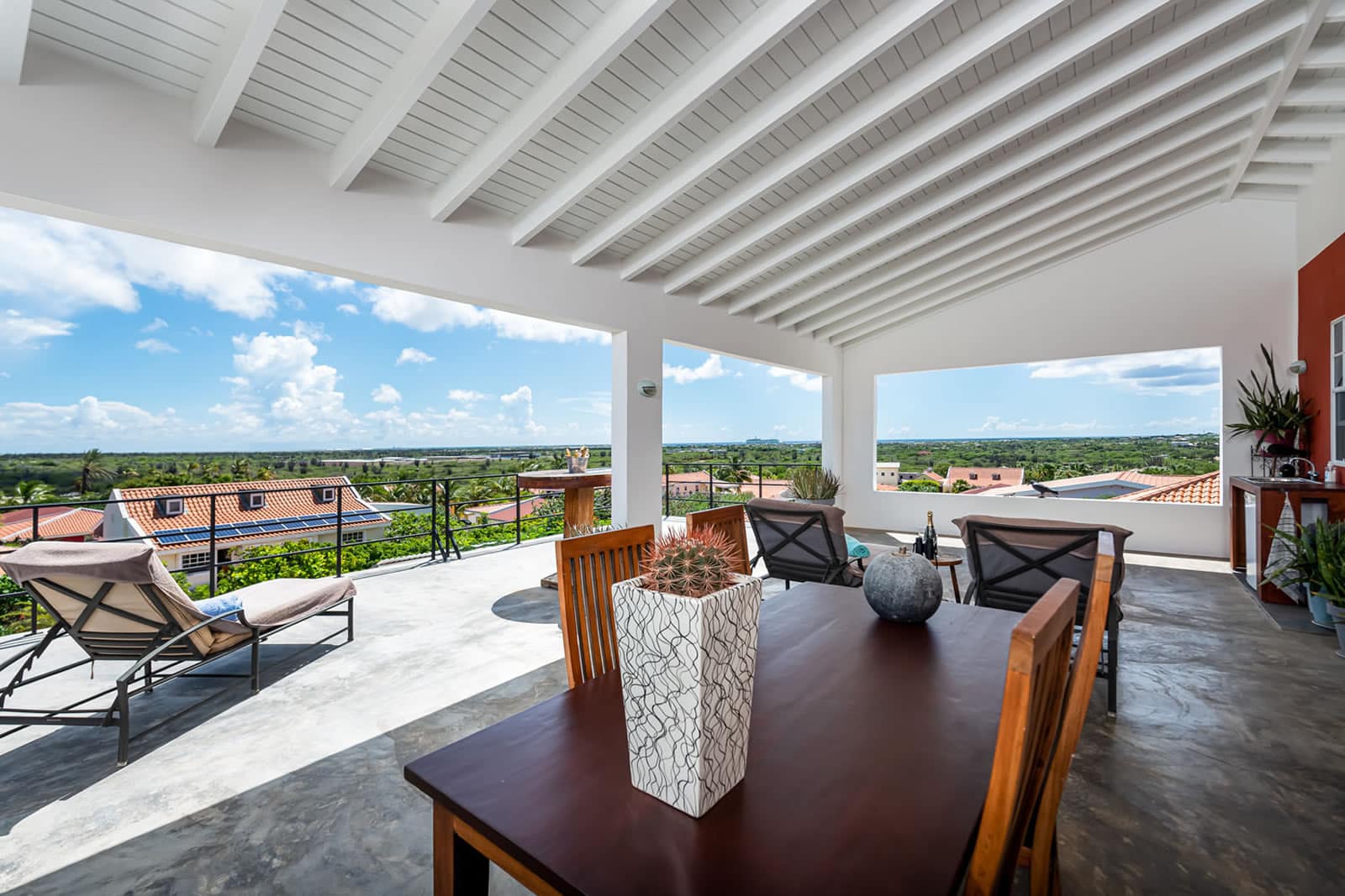 3 Bedroom Home for Sale, Lagoen Hill, Bonaire 7th Heaven Properties