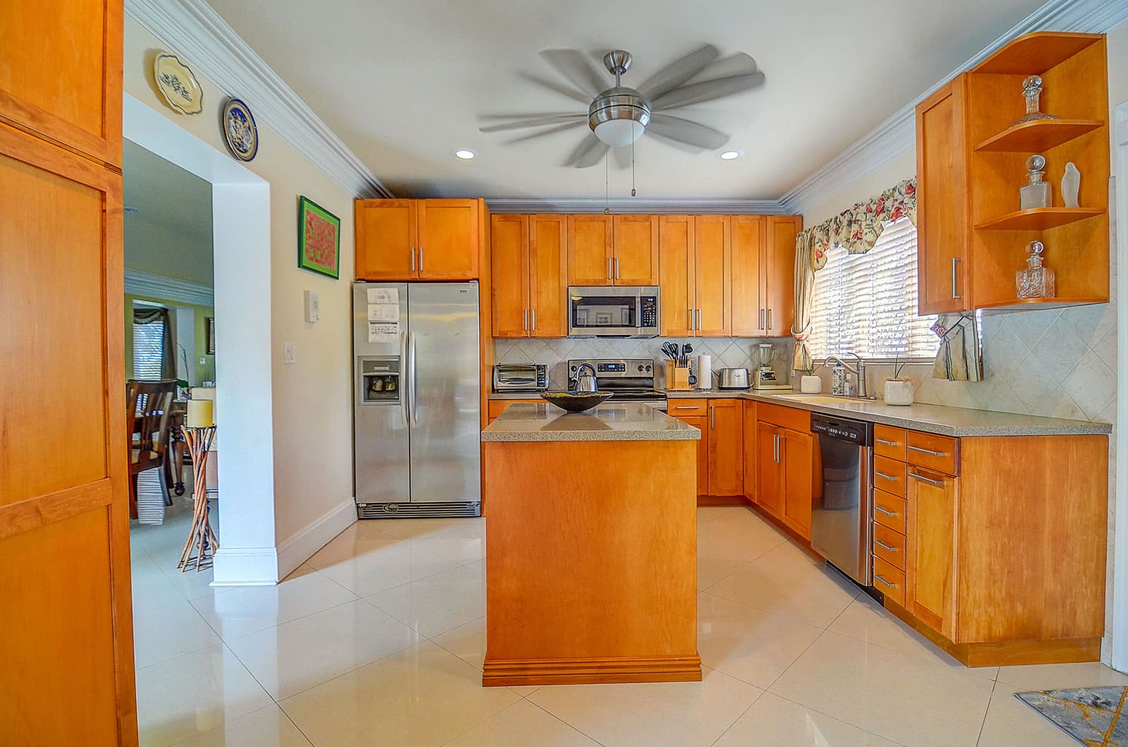 4 Bedroom House for Sale, Winton Estates, Eastern Road, New Providence