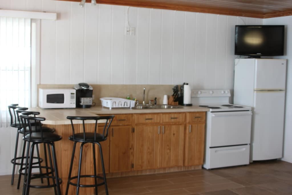 3 Bedroom House for Sale, Spanish Wells, Eleuthera, Bahamas 7th