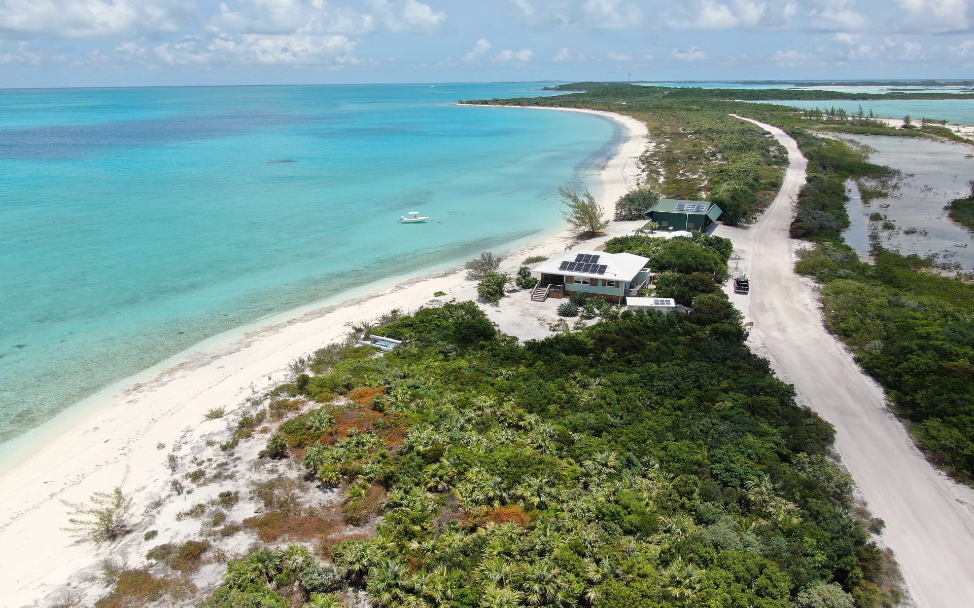 2 Bedroom Beach Cottage for Sale, Norman's Cay, Exuma, Bahamas - 7th ...