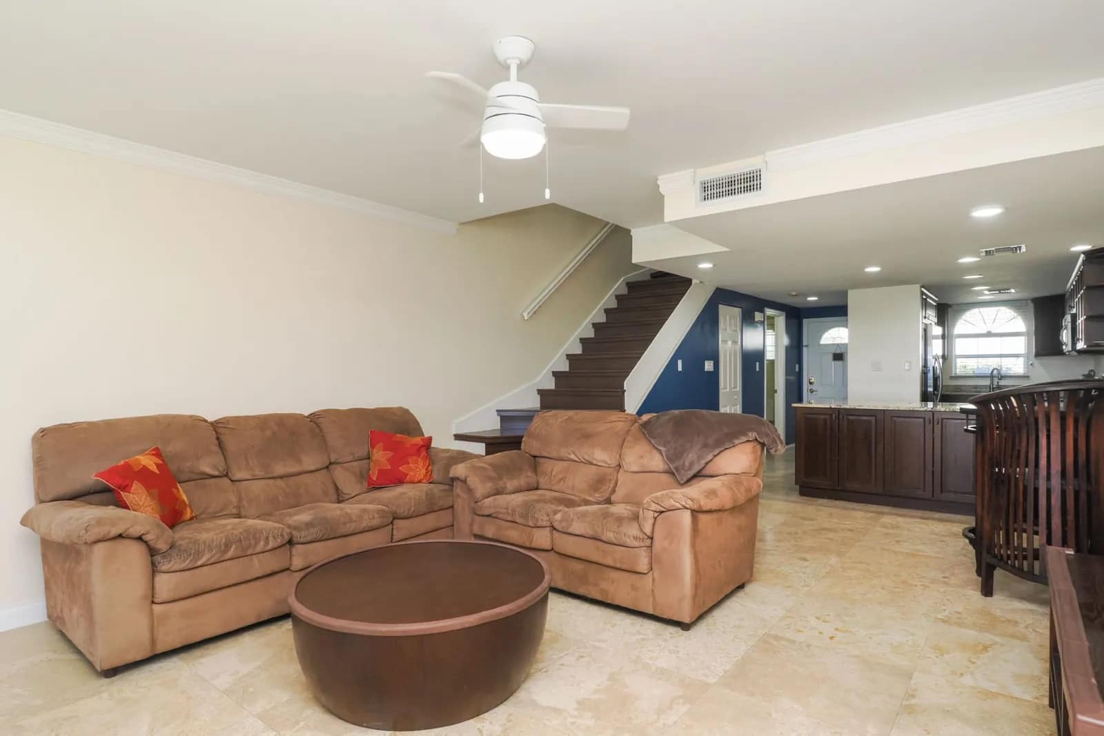 2 Bedroom Oceanfront Condo for Sale, Windsor Village, South Sound